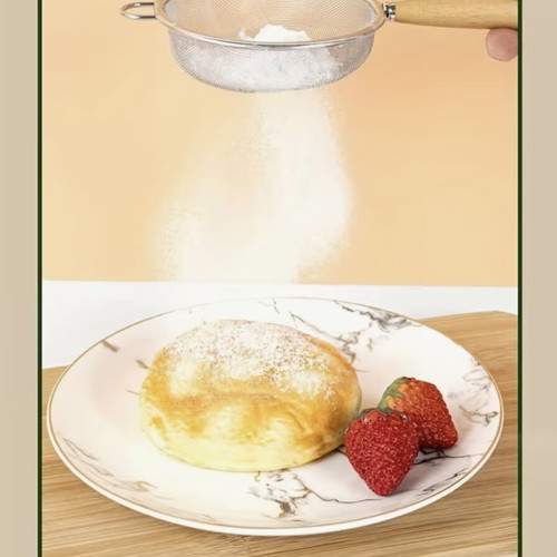 Strainer with wooden handle new, practical and convenient