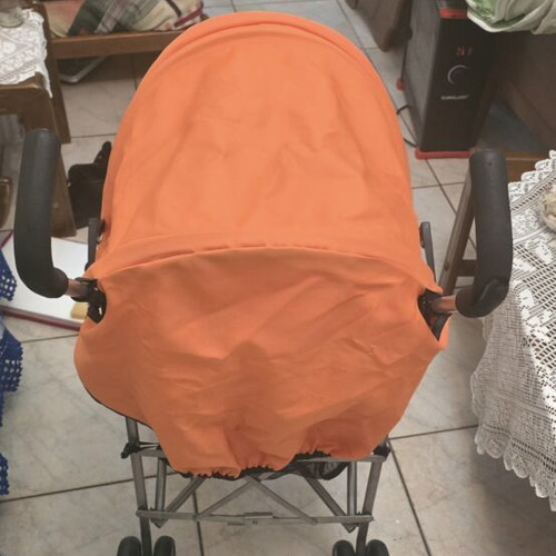 Baby Stroller like new with slight handle wear