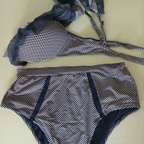 Sogno D'oro Italian swimsuit used, pin-up design with ruffles