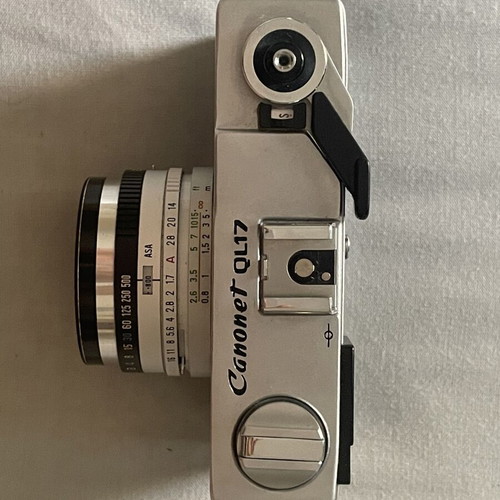 Canon Canonet QL17 G-III rangefinder camera