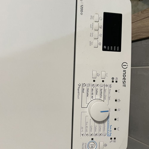 Indesit 7kg Top Load Washing Machine like new