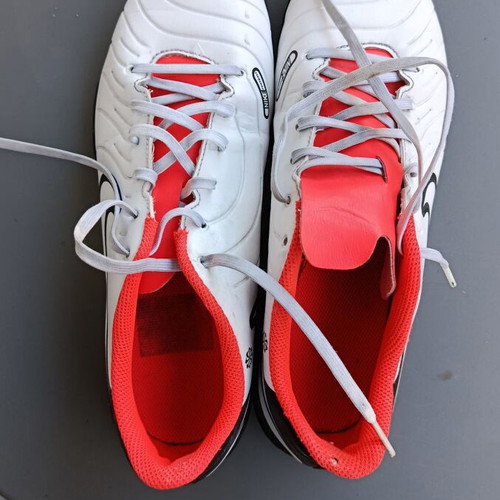 Nike Tiempo Legend 10 Club TF football shoes like new, size 44, white and red