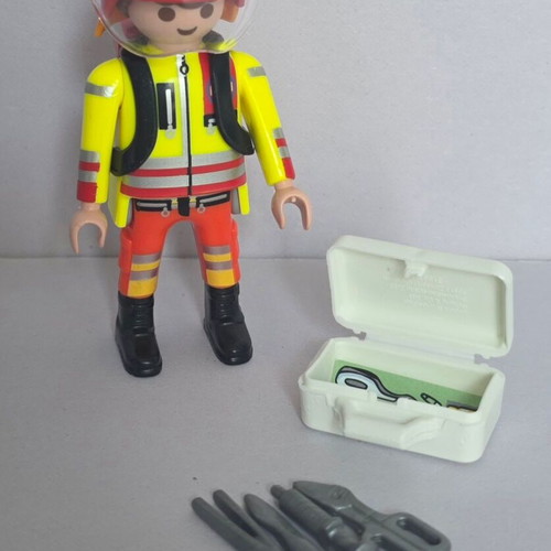 Playmobil Series 28 Boy 71889 like new, emergency doctor firefighter rescue