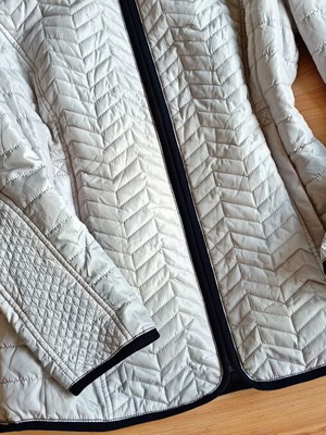 Junge jacket like new