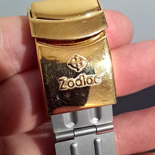 Zodiac Professional 200 Meters 3133010 Gold Quartz Diver 34mm like new