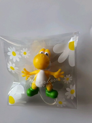 Collectible Yellow Yoshi Nintendo figure new