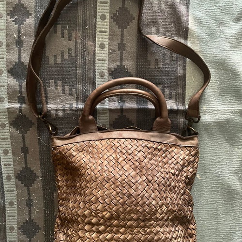 Leather bag crossbody made in Italy, like new, chocolate brown