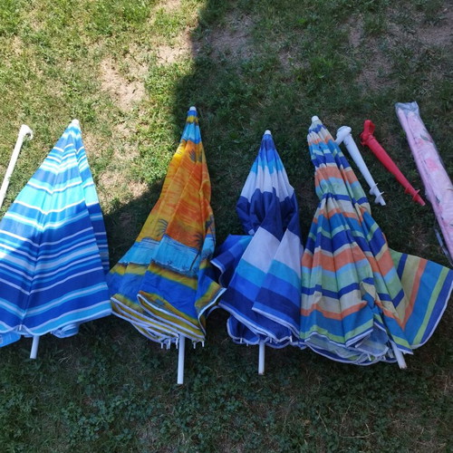 Beach umbrellas used, pack of 5