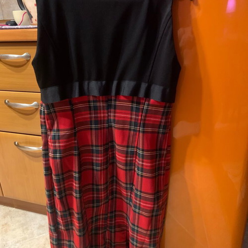 Zara vintage checkered dress like new, size L, black and red