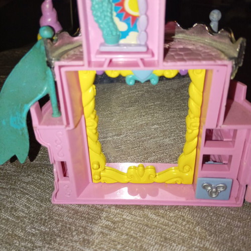 Trendmasters Vintage 1995 Castle Playset, rare collectible