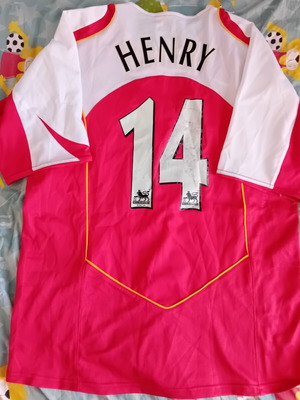 Arsenal Nike 2004 Thierry Henry football jersey used, size L