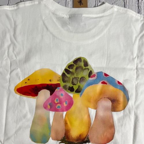 Stussy Shrooms Tee new, sizes M and L, white