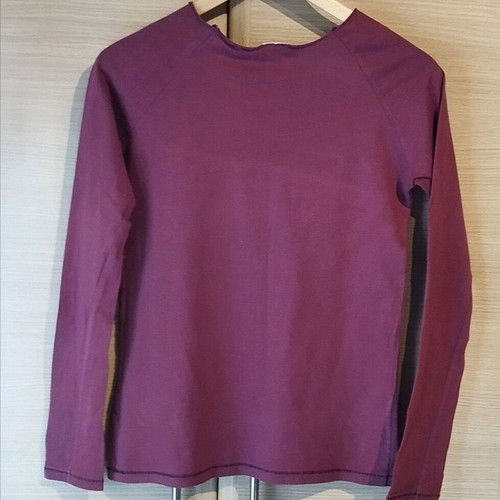 T-shirt used long sleeve casual size S
