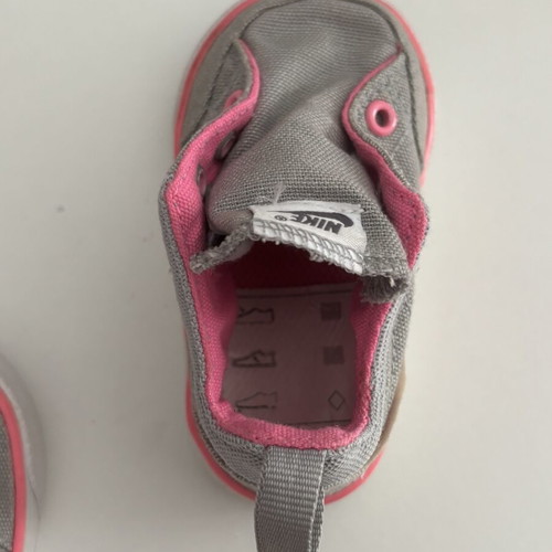 Nike baby shoes used, size 18.5, first steps