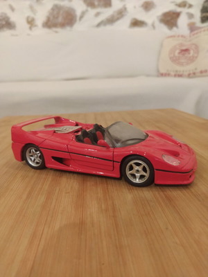Ferrari F50 Maisto model car used, 1:24 scale, red metal