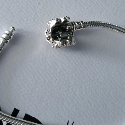 Pandora bracelet Disney Minnie size 18 new, silver