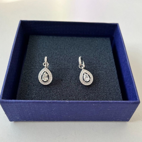 Swarovski drop earrings, silver, pavé, round cut
