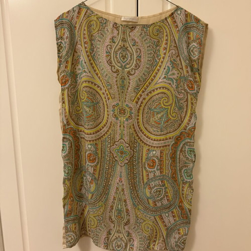Zara beige sleeveless tops used, set of 2, medium size
