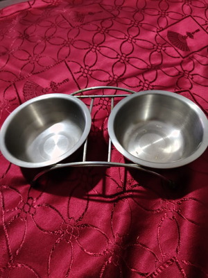 Pet Bowl like new
