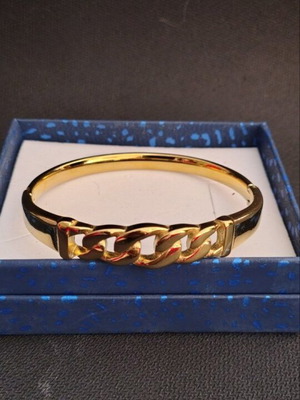 Gold bangle bracelet like new with chain link design