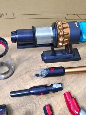 Dyson Gen5detect Absolute ръчен безжичен прахосмукачка употребяван