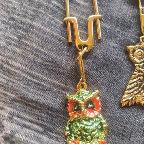 Keychains new, set of 3 with owl symbol multicolored