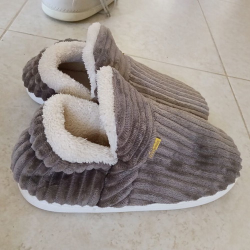 Men's slippers new, warm, non-slip waterproof sole, gray