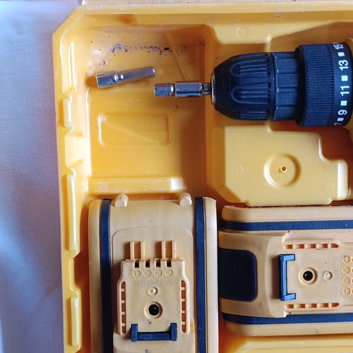 Epica Star Cordless Drill Set used, 18V batteries, plastic case