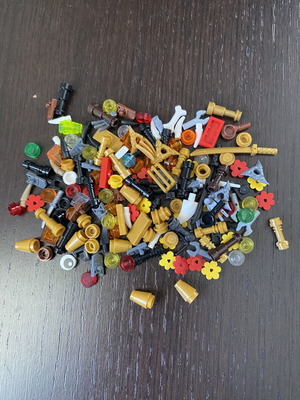 Lego bricks new, pack of 170 authentic pieces