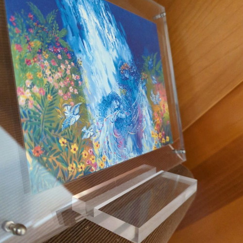 Collectible artwork in plexiglass new for office decoration