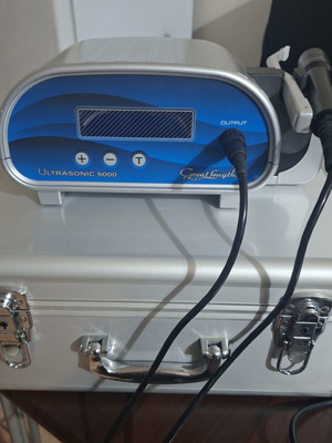 Great Lengths Ultrasonic 5000 Cold Fusion μηχάνημα για επέκταση μαλλιών σαν καινούργιο