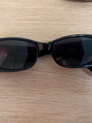 Le Specs γυαλιά ηλίου unisex σαν καινούργια, μαύρα