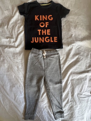 Boys' Set with Short-Sleeve T-Shirt and Grey Tracksuit Like New