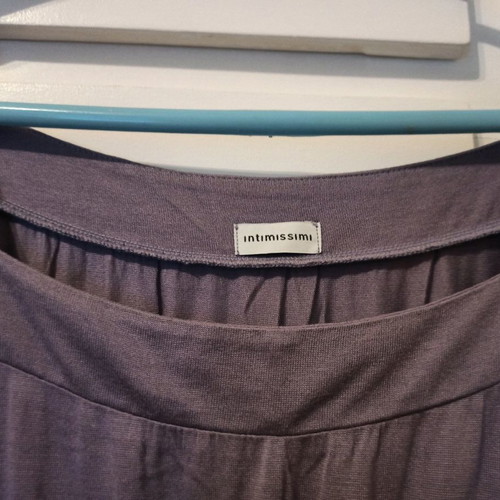 Intimissimi blouse with ruffles used, size Large, purple