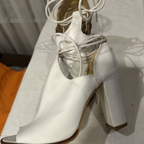 Pumped Up White Lace-Up High Heel Sandals like new