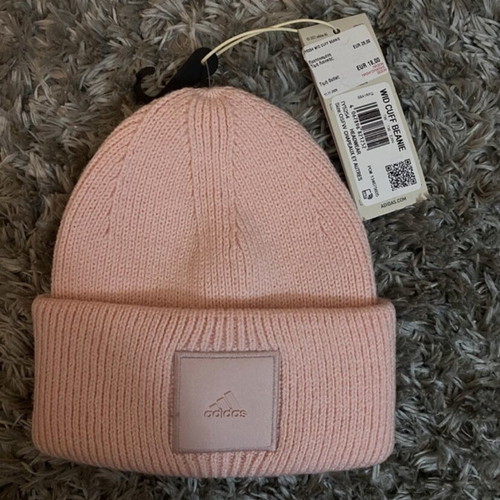 Adidas beanie new