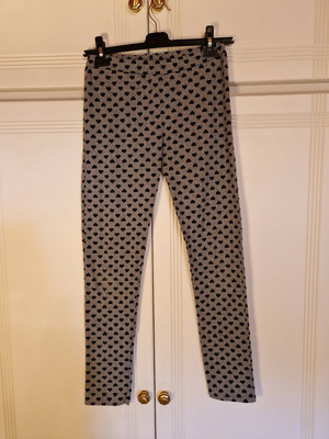 Grey leggings with black hearts like new, size Small