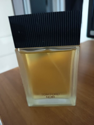 Tom Ford Noir 100ml perfume like new, authentic