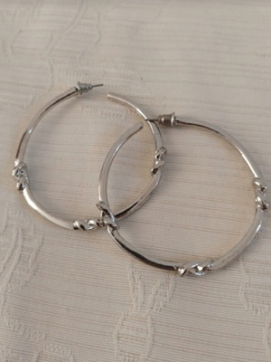 Earrings new, silver color