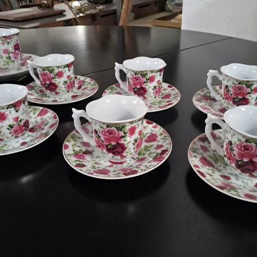 Coffee cup set like new, 12 pieces