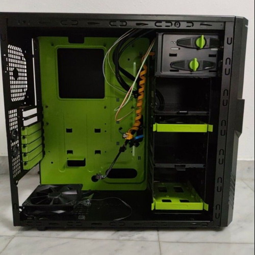 Sharkoon computer case without fans