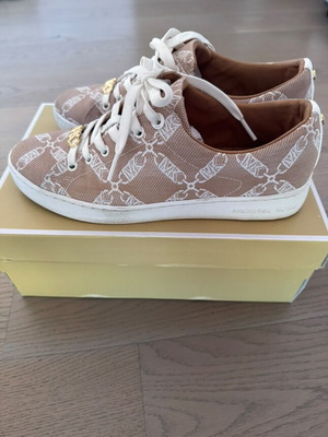 Michael kors παπούτσια γυναικεία