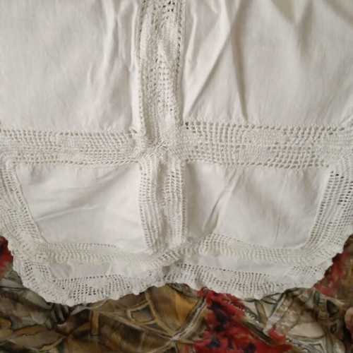 Handmade table runner from dowry, 50 years old, like new