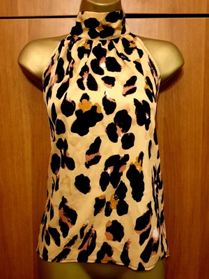 Ladies Leopard Print halterneck top used, size M