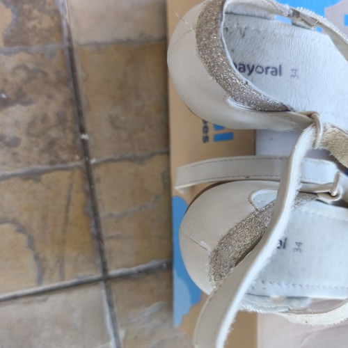 Mayoral girls' ballerina shoes like new, beige, with glitter and straps