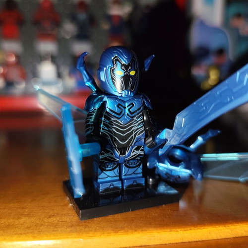 Φιγούρα Blue Beetle σαν καινούργιο με εξαρτήματα