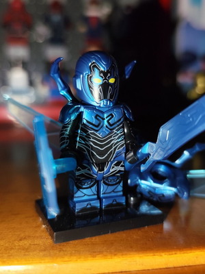 Φιγούρα Blue Beetle σαν καινούργιο με εξαρτήματα