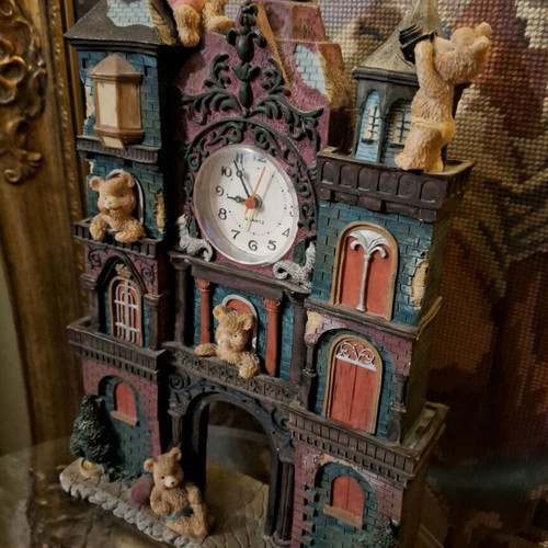 Vintage clock used, unknown if working