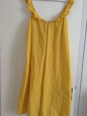H&M dress like new, yellow, size L