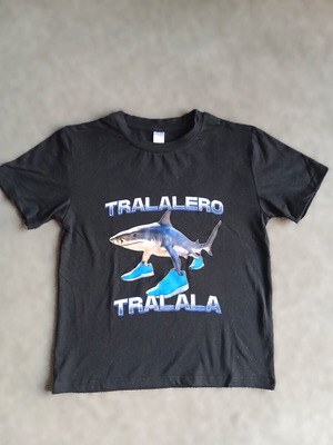 Children's T-shirt TRALALERO TRALALA like new, black, size 7-8Y